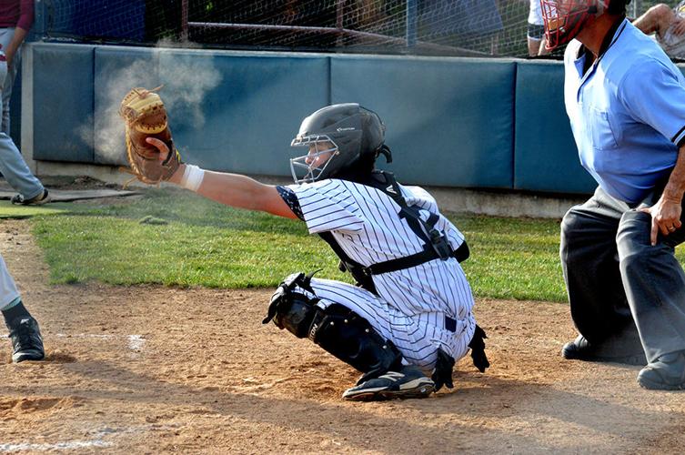 Eagles baseball wins defensive battle against Rams