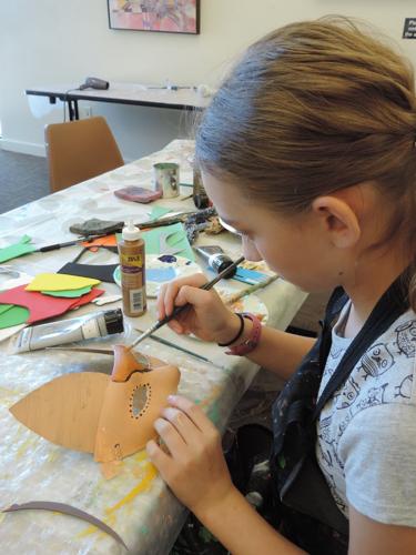 Community creates masks for United Way