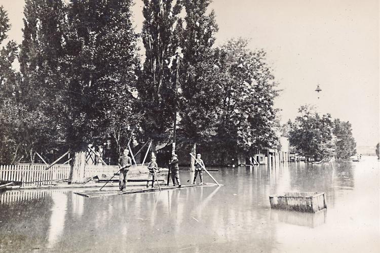 KIDS_ON_UNION PRINT.jpg