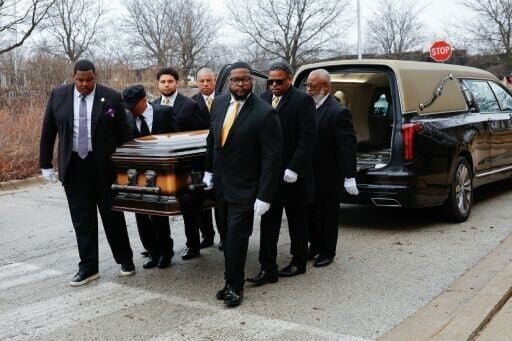 Former presidents Barack Obama, Bill Clinton and Joe Biden joined a crowd of hundreds at the memorial service for Jesse Jackson