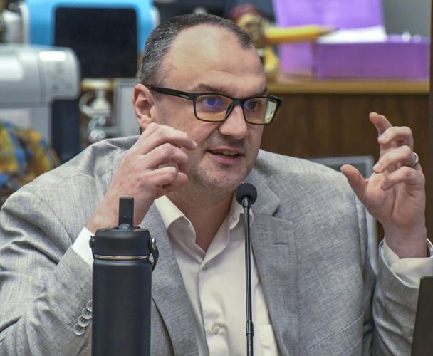 03-01 WS School District_dsc_6585superitendent.jpg