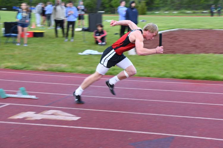 jace Greewood 4x400 DSC_0365.JPG