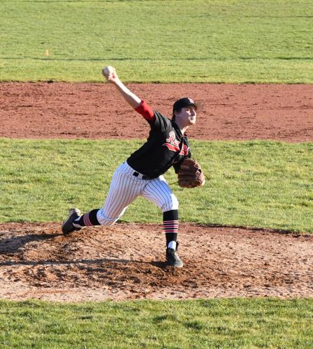 Dufer Pitcher-Carson Smith Senior CM-.JPG