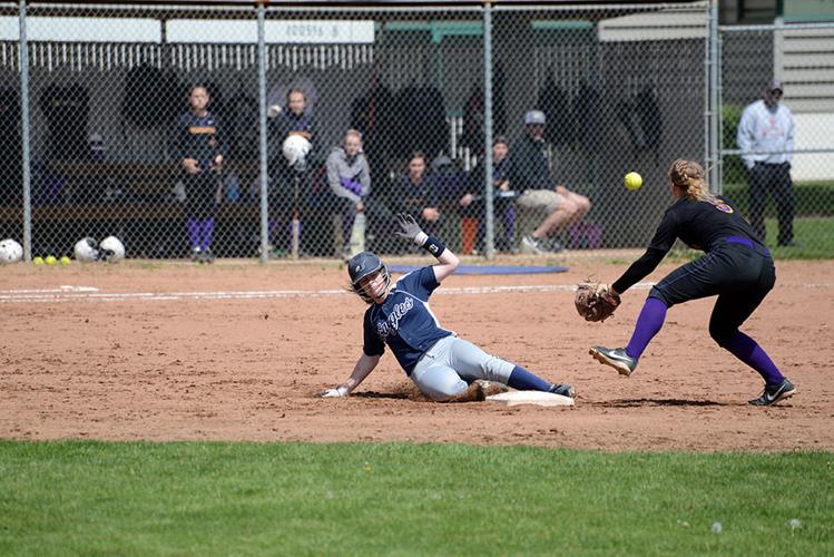 HRV softball bounces back with big wins over Hermiston