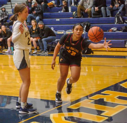 The Dalles girls basketball versus Hood River Valley