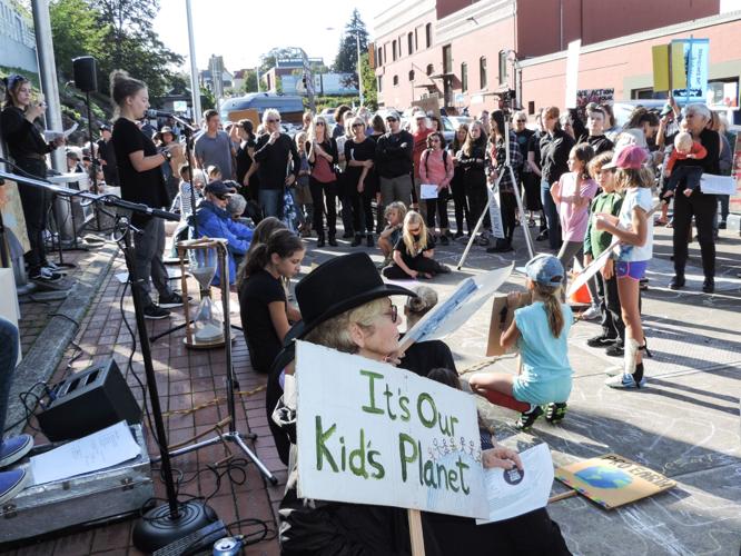 A2 climate change crowd shot.JPG