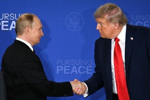 No deal: There was no breakthrough when Donald Trump (R) and Vladimir Putin met for their Ukraine summit