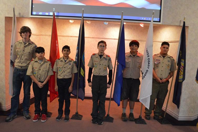 Community comes together to mark Veterans Day