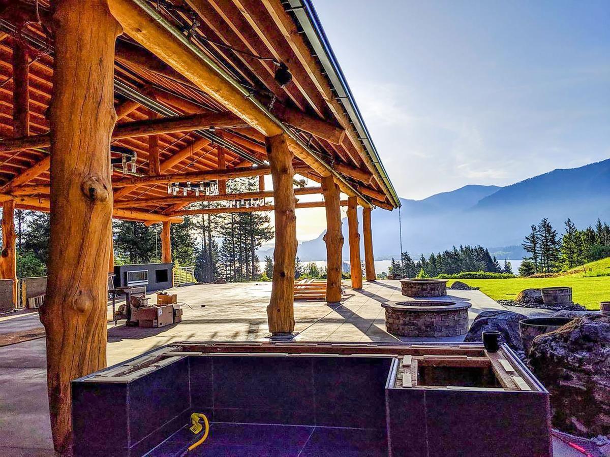 Skamania Lodge Christmas 2021