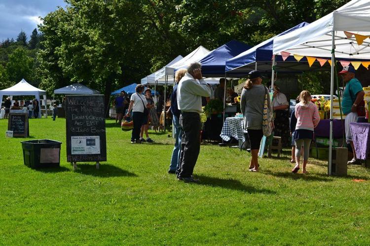 White Salmon Farmers’ Market cultivating idea of eating locally