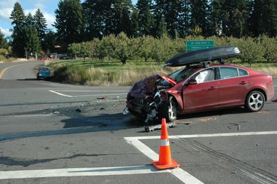 Highway 35 crash kills Troutdale woman