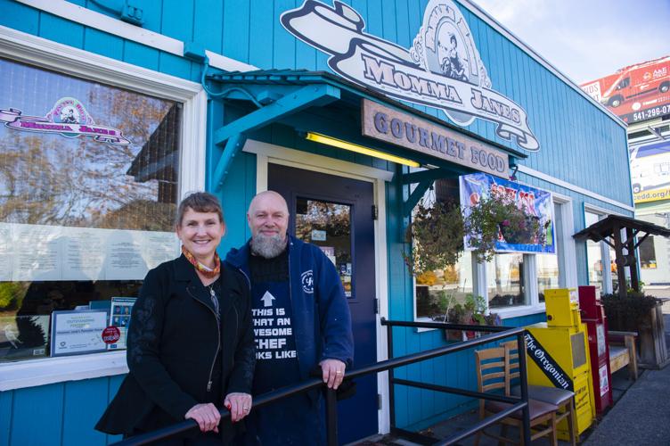 12-2 GORGE Restaurants-Mamma Janes_MBG5499.jpg