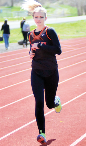 1A tracksters gain ground at Husky Invite