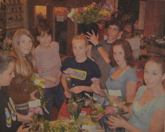 Yesteryears: Columbia Sightseer to start tours in Cascade Locks in 1976