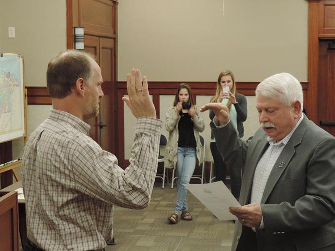 City, county elected officials start new year with oath of office