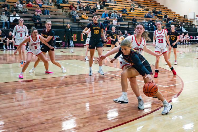 202412113 TDHS Basketball - LBooth-5.jpg