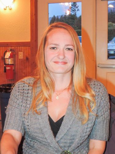 Cascade Locks mayor challenger Kathy Tittle takes issue with Tom Cramblett