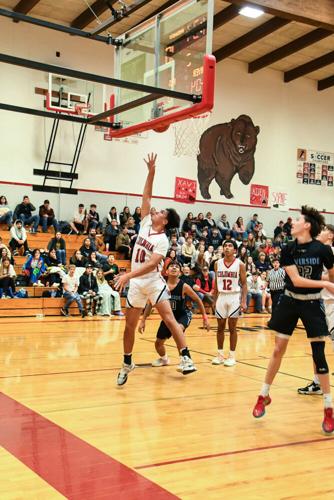 Columbia Bruins boys basketball versus Riverside