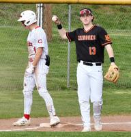 Bruin baseball starts 2-0 with wins over Kalama