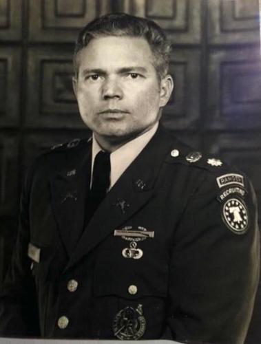 Bill Holt Army1-20.jpg