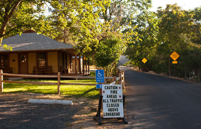 Shaniko Butte wildfire forces closure of Lower Deschutes