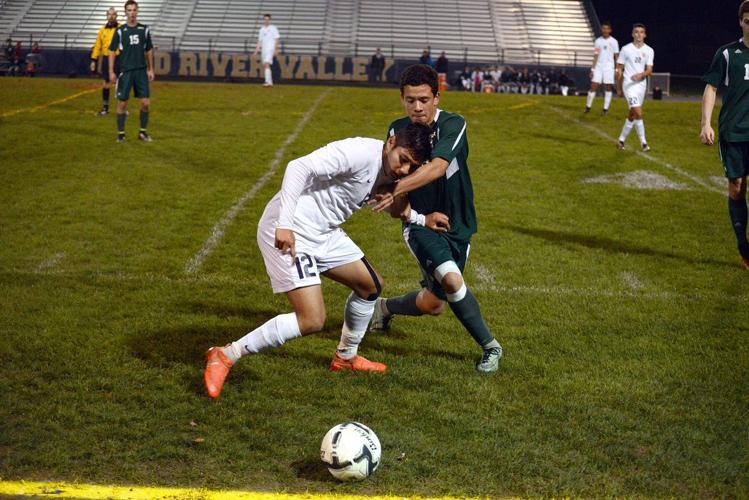 In ugly game with Putnam, HRV boys soccer hangs on for the ‘W’