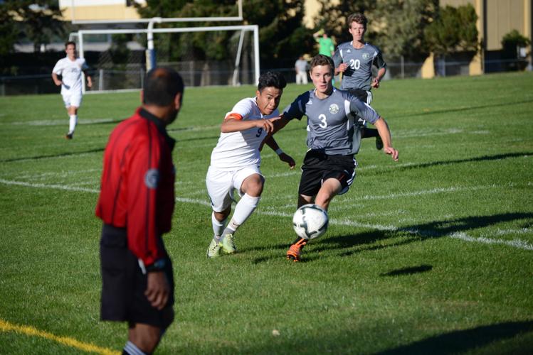 HRV boys soccer unbeaten streak hits 40 games