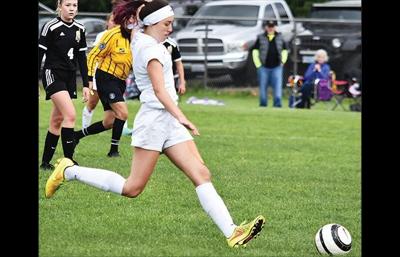 Hawks jump up to second place