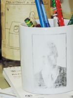 ‘Nowhere Man’: Mid-1980s political mug and reminders of Goldschmidt gaffes