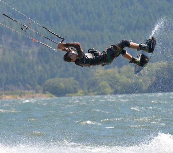 Bridge of the Gods contest thrills crowd, highlights up-and-coming Gorge talent