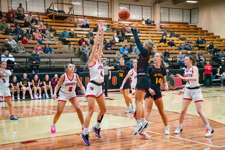 202412113 TDHS Basketball - LBooth-6.jpg