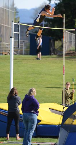 High marks for HRV track and Field at Blossom Invite