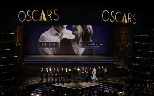 A group of actors pay tribute to the late Rob Reiner and his wife Michele Singer during the Academy Awards