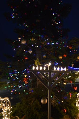 Wauna Street menorah