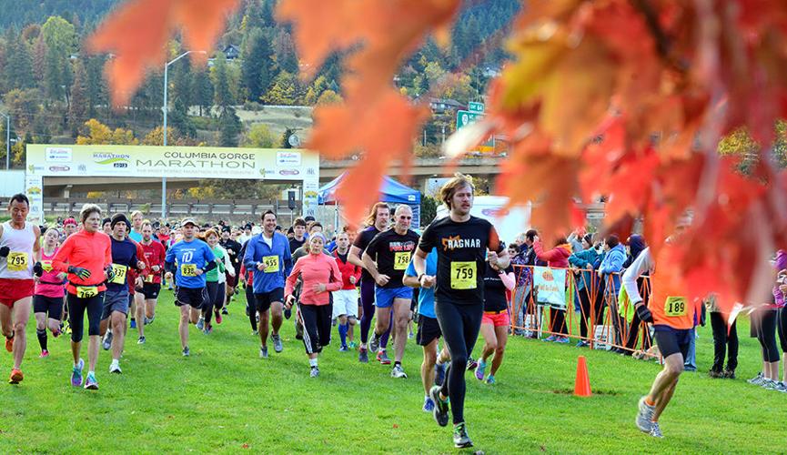 Fantastic fall scenery greets record turnout for Columbia Gorge Marathon