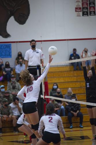 CHS VB 09-21_MBG0347.jpg