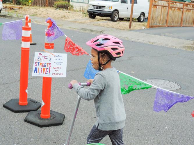 Smiles abound at ‘Streets Alive’