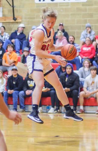 Dufur versus Wallowa, varsity basketball