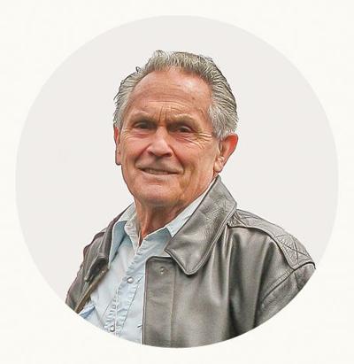 A6 Blumenstein, Paul - Obit photo.jpg