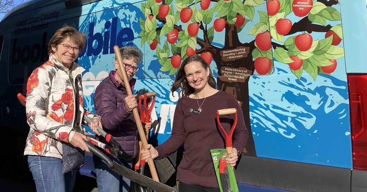 'Check out' these gardening tools, courtesy of Central Gorge Master Gardeners | News - Vimarsana News