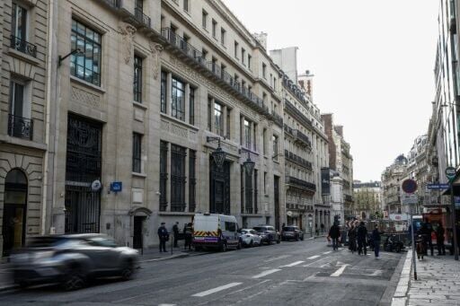 A total of three suspects have so far been arrested in relation to the foiled bomb attack outside the US bank in Paris