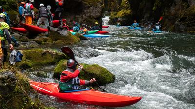 Paddlers get ready at the start of the race. Zane Gardner photo.