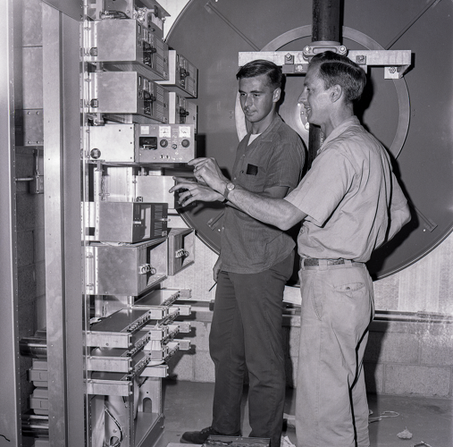 1965 TD TV Shop020.png