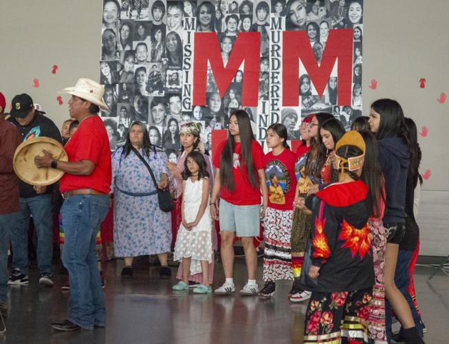 columbia_river_round_dance_mmi_16.jpg