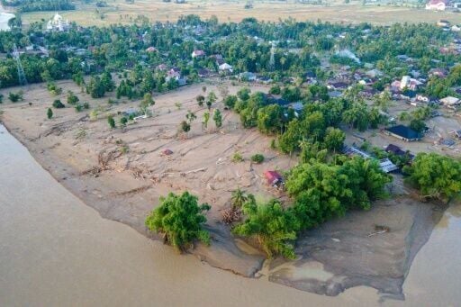 Experts, environmentalists and even government officials have pointed to the role of deforestation in Indonesia's deadly floods