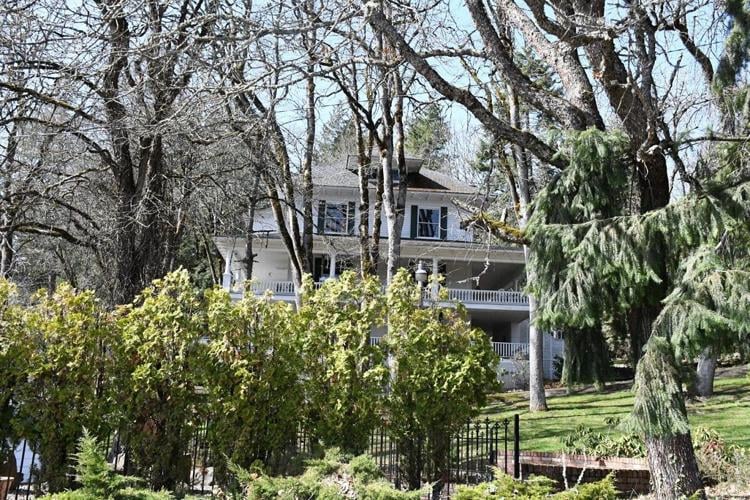 May Walker house.jpg