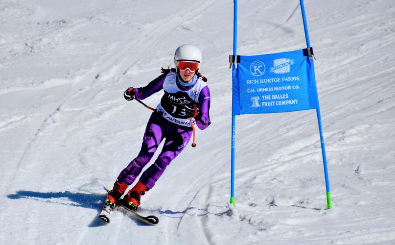 Ski HR #13 Delia Skakel.jpg