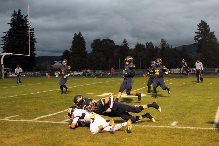 HRV football falls to Bend in hard-played HOF game