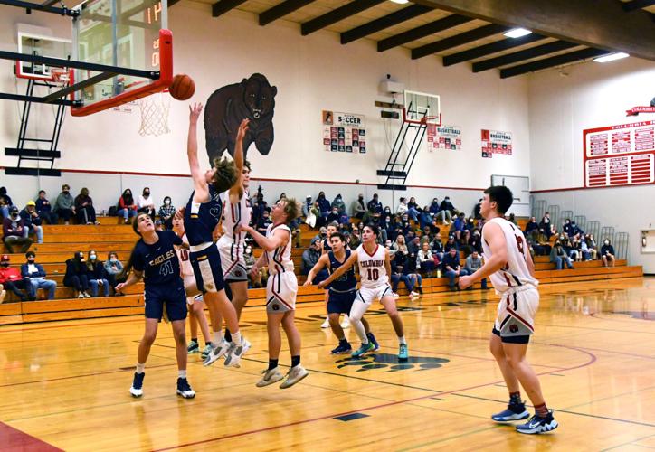 HR Aden Zeimer#32 and Sam Fauth#41 and CHS Ben Allen#24, Jace Greenwood#12, Spencer Karlson#10, HR Ethan Rivera#25,Carlson Lanz#42.jpg
