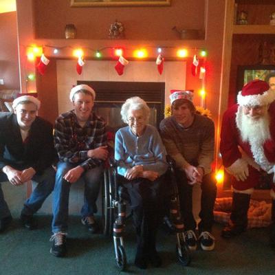 Heart of Hospice youth spread cheer